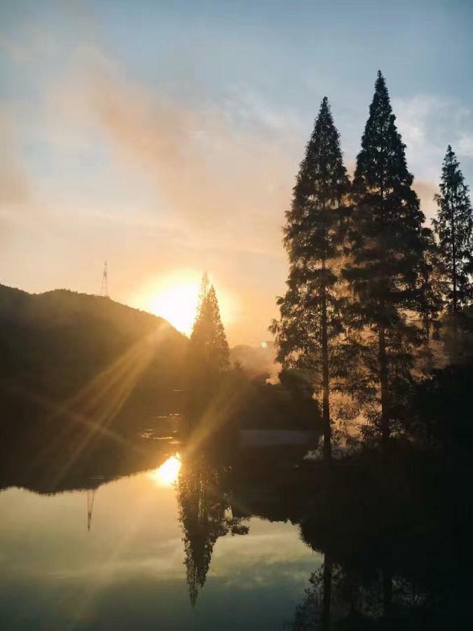 Mogan Mountain Xiaomusensen Villa Deqing Екстериор снимка